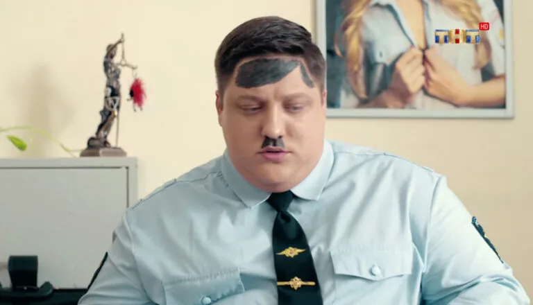 Момент из 6 серии 1 сезона