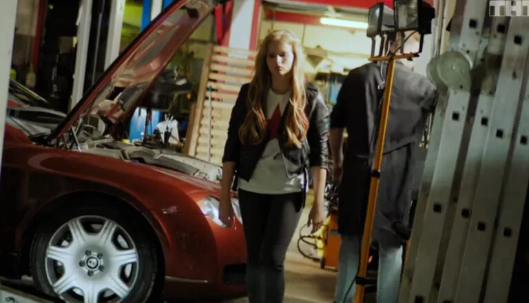 Момент из 4 серии 4 сезона