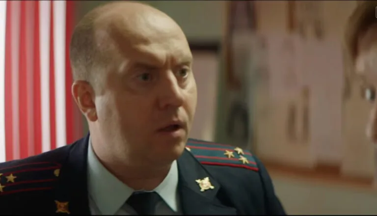 Момент из 1 серии 5 сезона